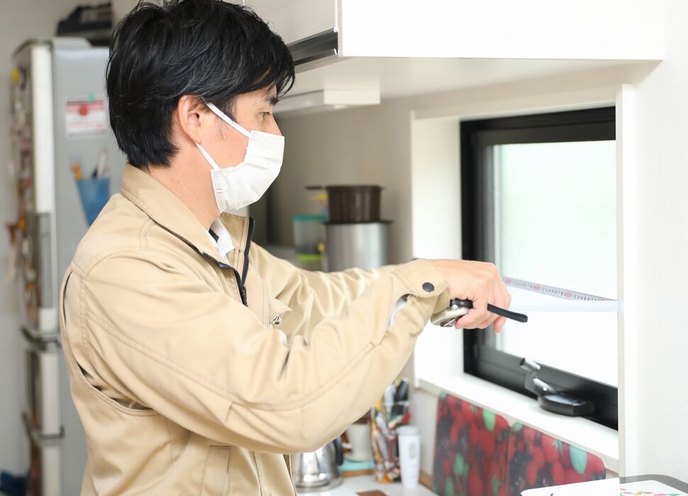 現地確認・窓の採寸