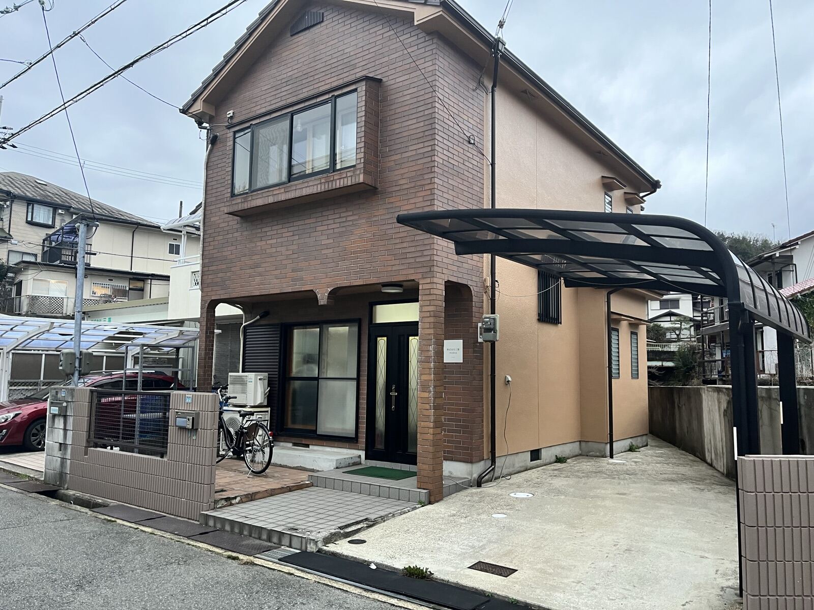 株式会社三喜（MADOA）の社屋外観